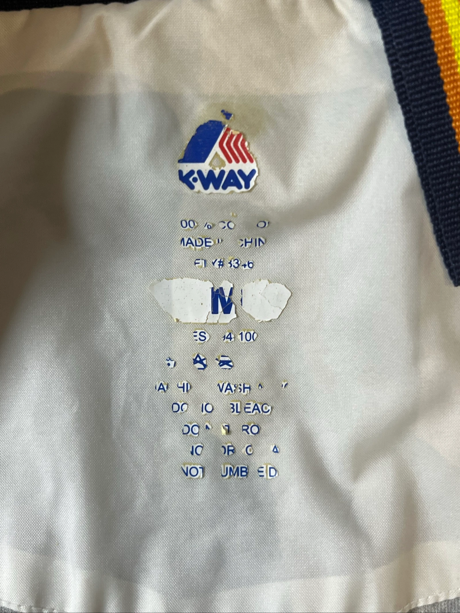 Witte windjas met geborduurd logo opstaande kraag - K-Way - maat M - goede staat – photo 4